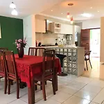 Casa Ampla E Aconchegante No Coracao De Ponta Negra